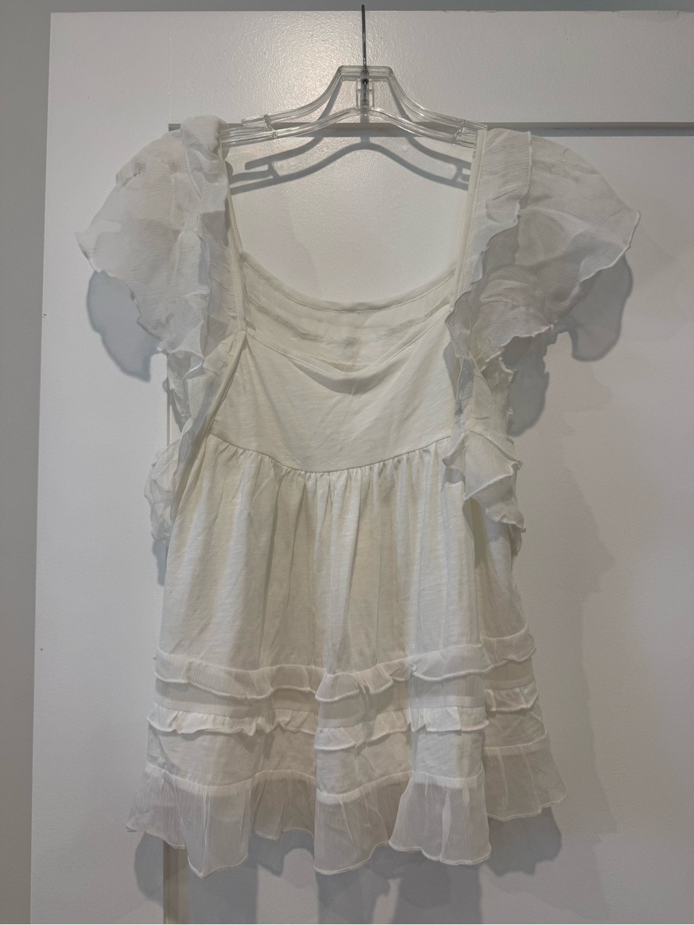 Anthropologie Ivory Ruffle Flutter Sleeve Top | Size Small | NWT